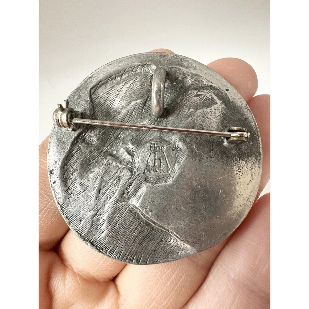 Vintage Amanda Bargas Art Nouveau Silver Tone Pin Pendant